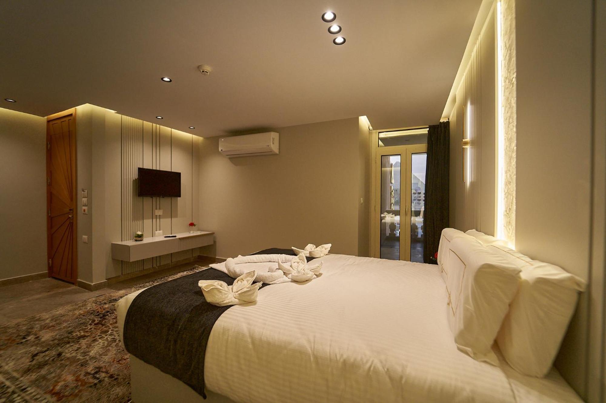 Pyramids Charm Hotel Al Kawm al Akhdar Exteriör bild