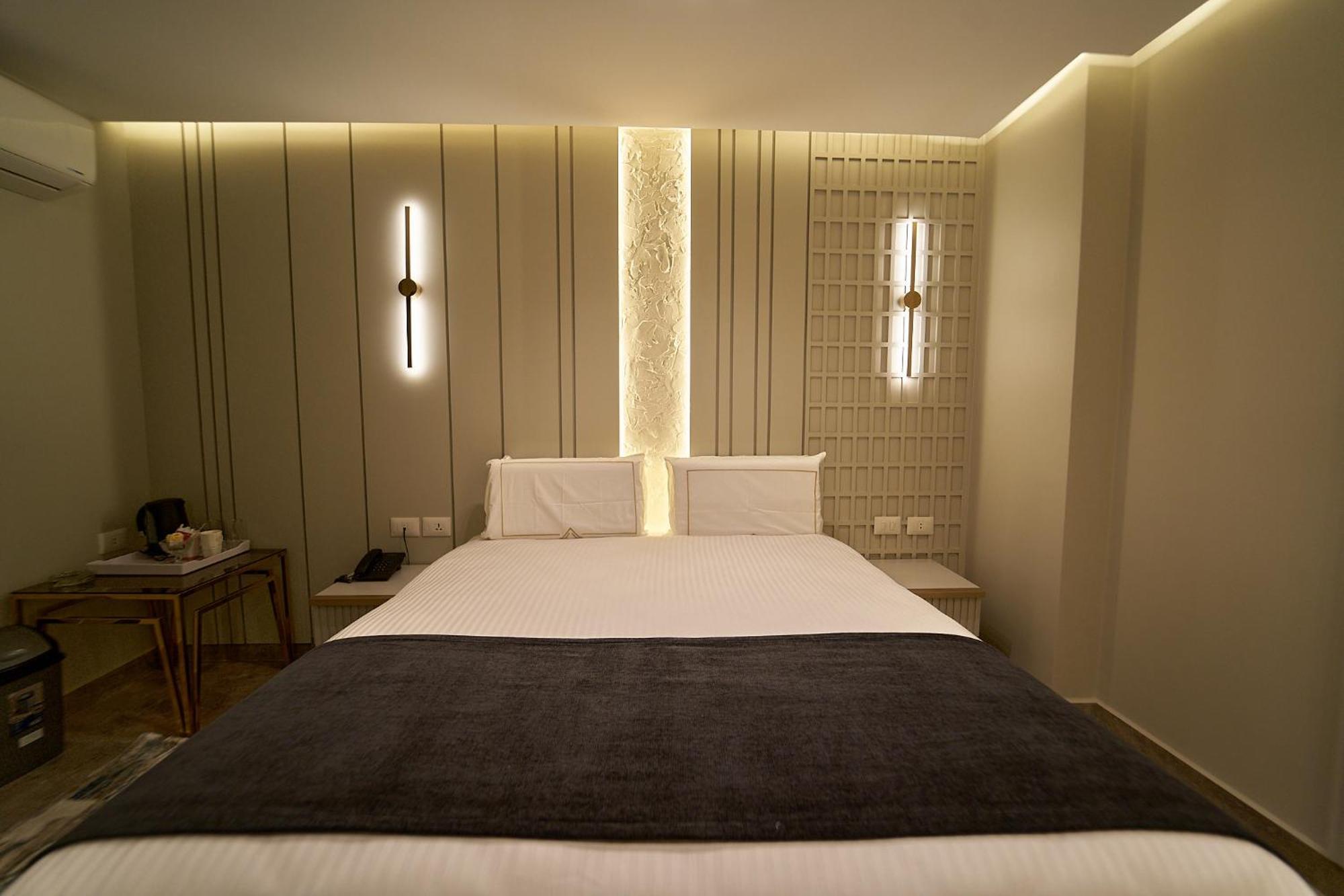 Pyramids Charm Hotel Al Kawm al Akhdar Exteriör bild
